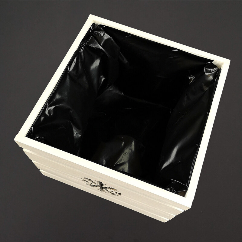 AMADEA Dřevěný květináč s vločkou bílý, uvnitř s černou fólií, 27x27x21 cm, český výrobek