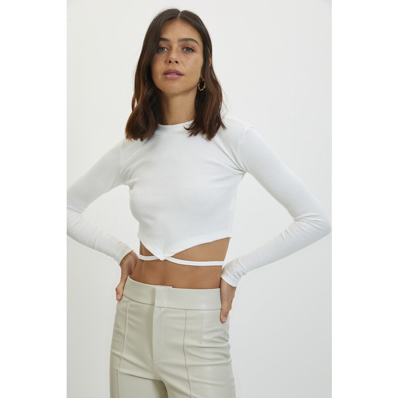 Dámský crop top Trendyol Tie detailed