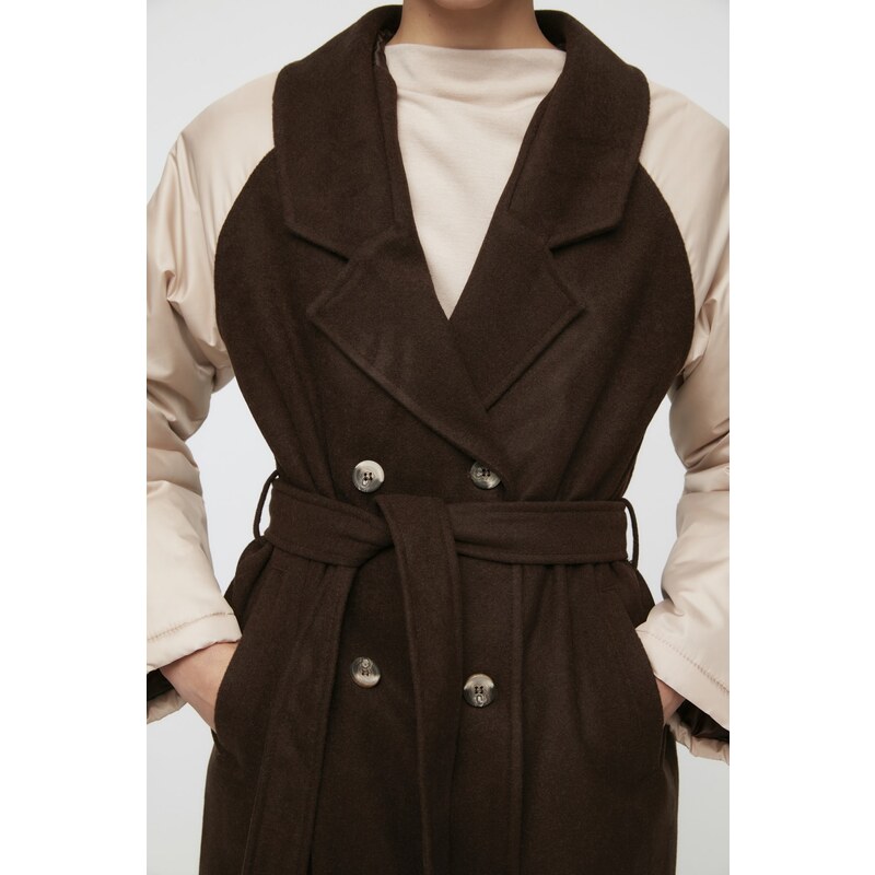 Trendyol hnědý prošívaný rukáv Detailní kašetový kabát