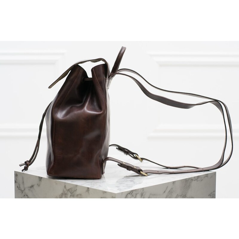 Glamorous by GLAM Santa Croce Dámský kožený batoh s klopou - tmavě hnědá
