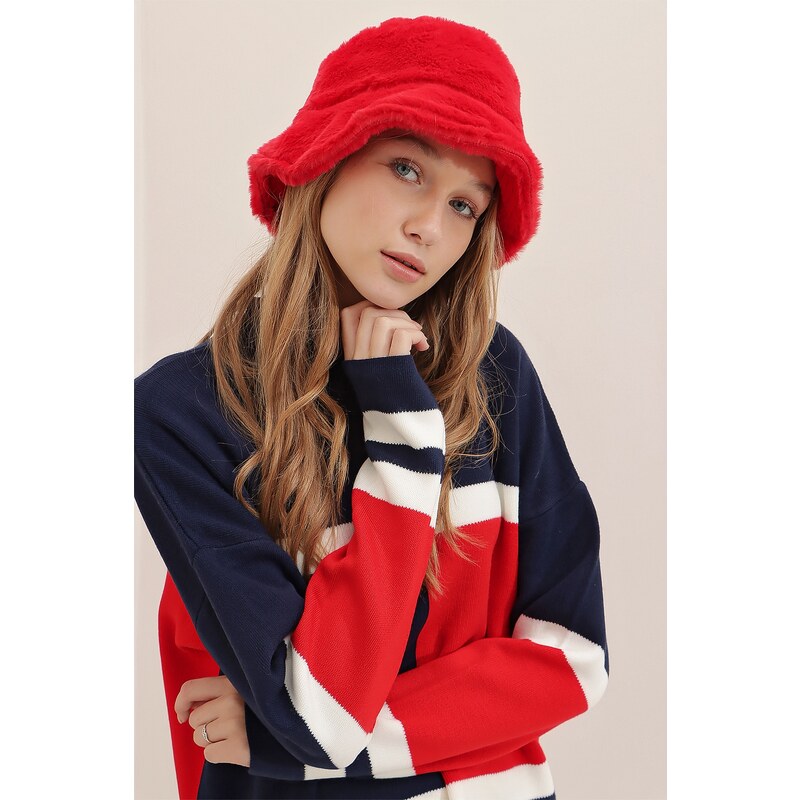 Trend Alaçatı Stili Women's Red Soft Textured Plush Bucket Hat
