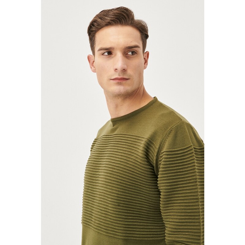 AC&Co / Altınyıldız Classics Men's Light Khaki Standard Fit Normal Cut Anti-Pilling Crew Neck Knitwear Sweater.