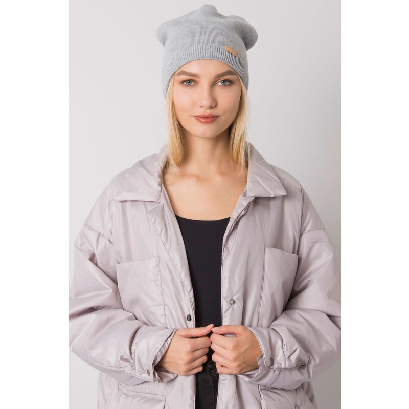 MladaModa Dámská čepice model 3040 šedá 65318285