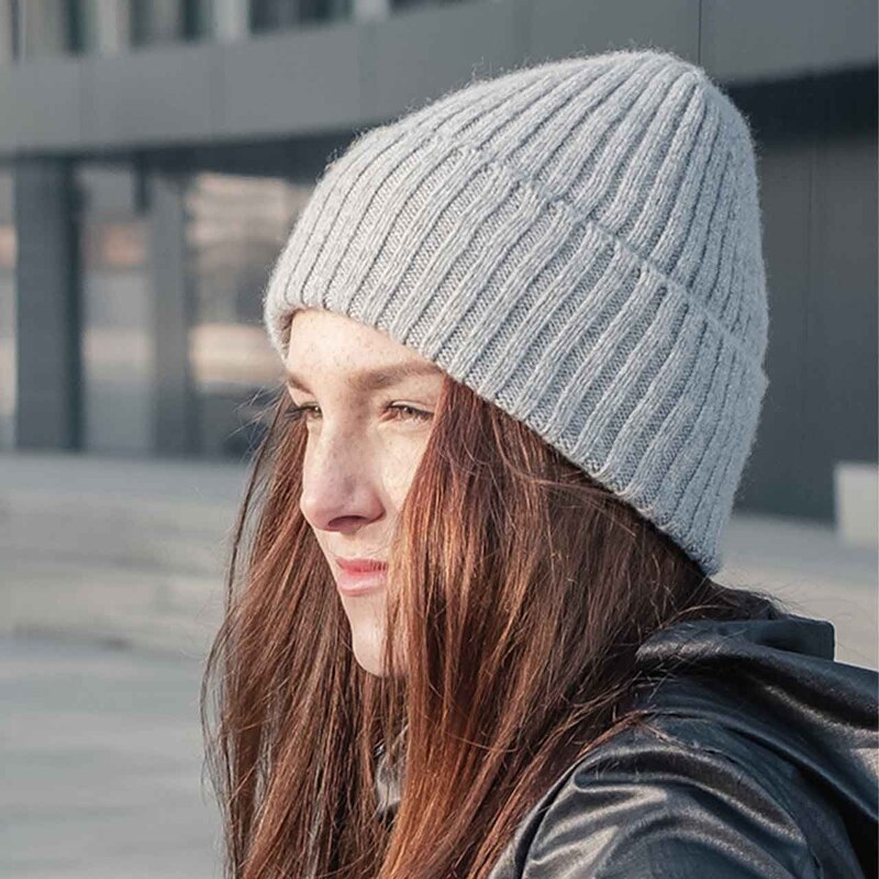 BRAASI INDUSTRY Světle šedá čepice Lambswool Beanie