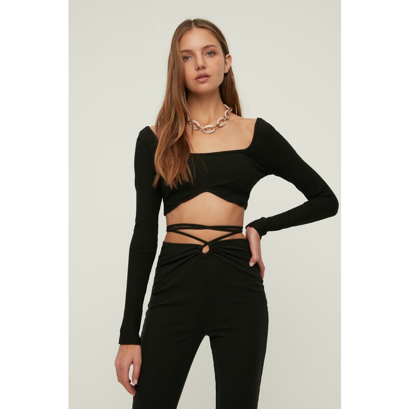 Trendyol Black Knitted Crop Collar Detailed Blouse