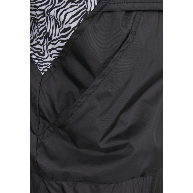 URBAN CLASSICS Ladies AOP Mixed Pull Over Jacket - black/zebra