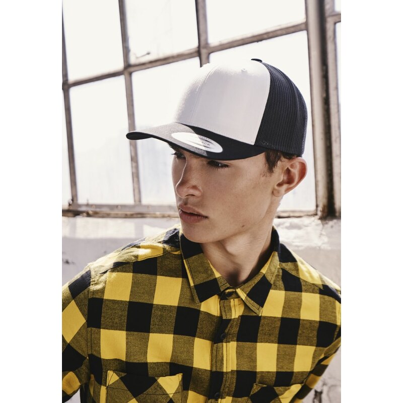 URBAN CLASSICS Retro Trucker Colored Front - blk/wht/blk