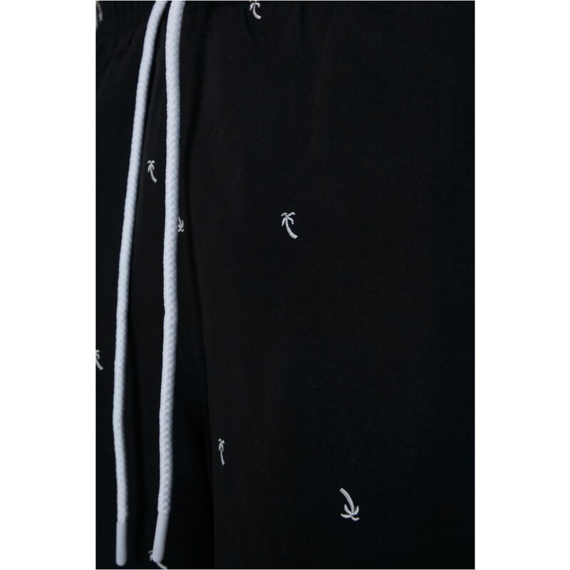 URBAN CLASSICS Embroidery Swim Shorts - black/palmtree