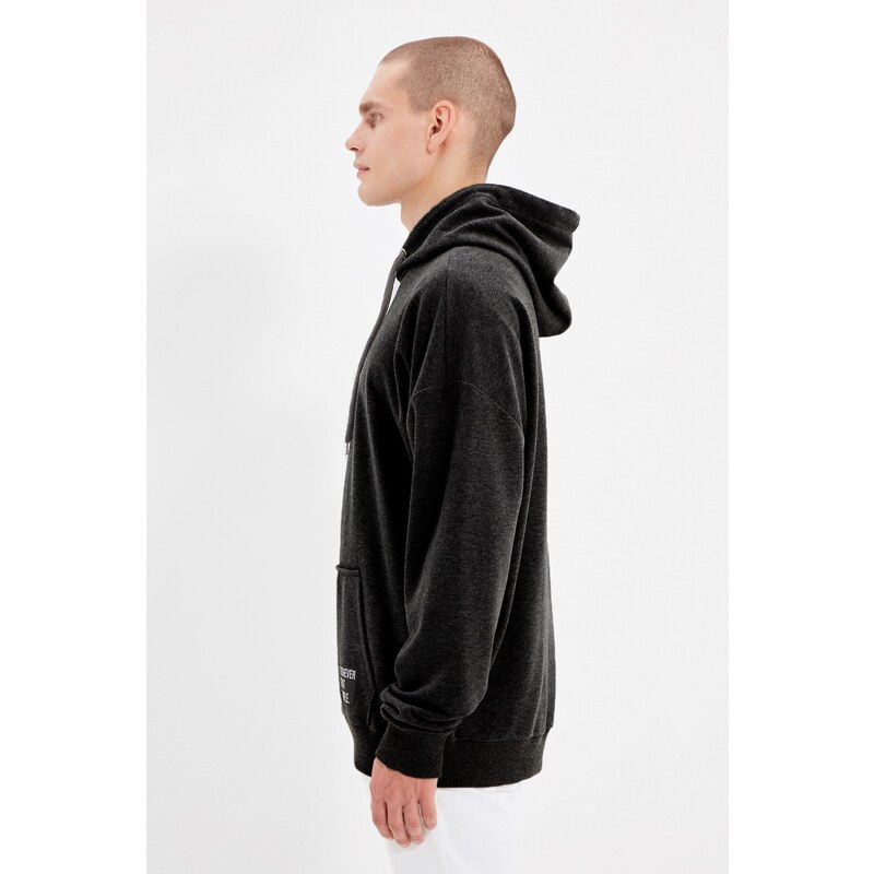 Trendyol Men's Basic Smoky Oversize/Wide-Fit Hooded Labeled Fleece Inner Cotton Sweatshirt