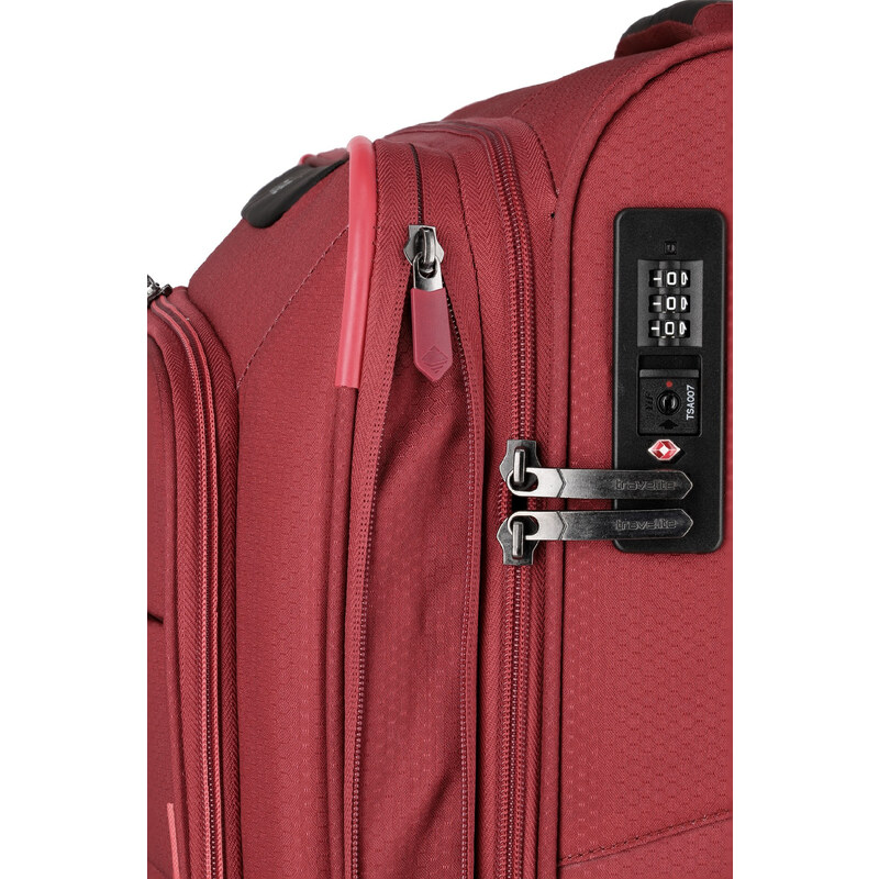 Travelite Skaii 4w M Red 67 l