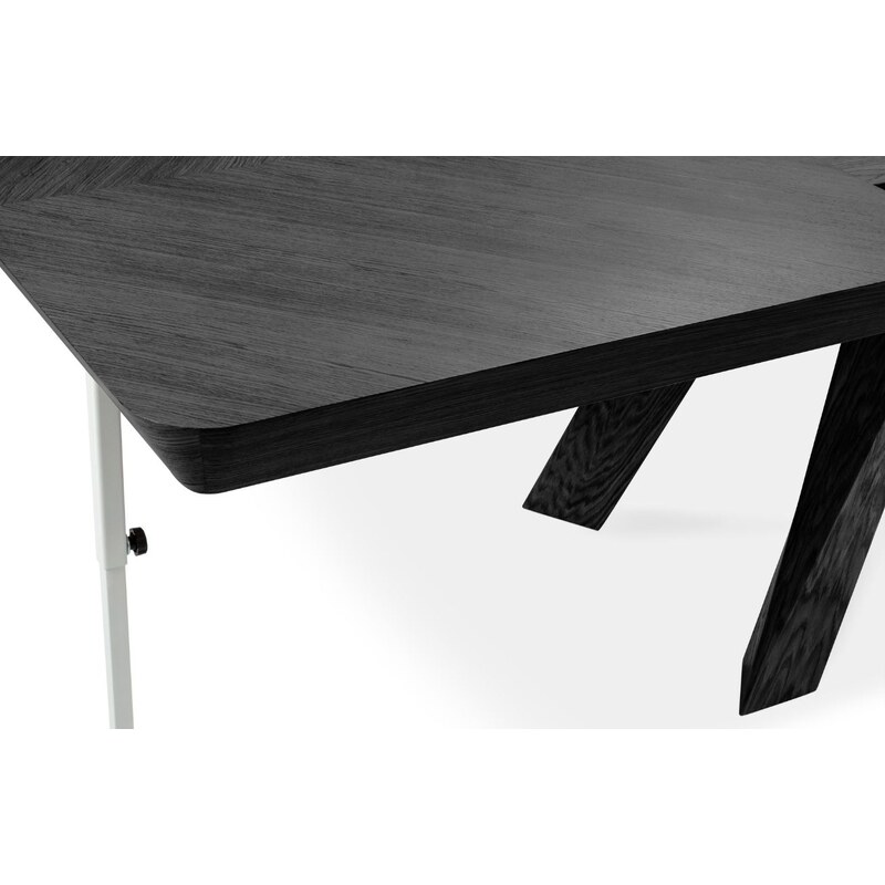 Černý dubový rozkládací jídelní stůl Windsor & Co Njal 100 x 180-380 cm