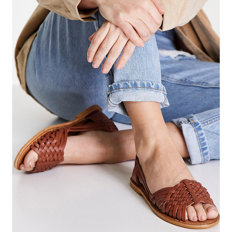 ASOS DESIGN Wide Fit Francis leather woven flat sandals in tan-Brown 114777206