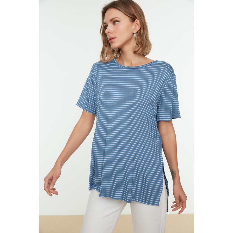 Trendyol T-Shirt - Blau - Boyfriend