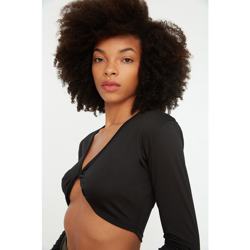 Trendyol Black Deep V Neck Super Crop Stretch Knitted Blouse