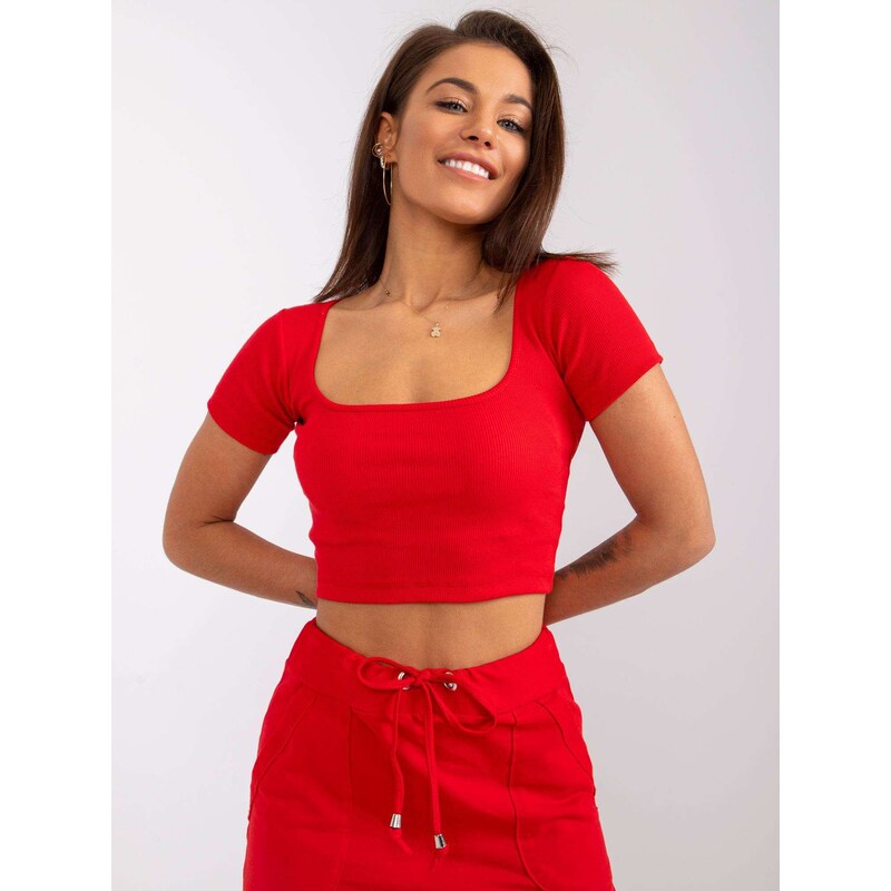 RUE PARIS ČERVENÝ DÁMSKÝ CROP TOP S KRÁTKÝMI RUKÁVY -RED Červená