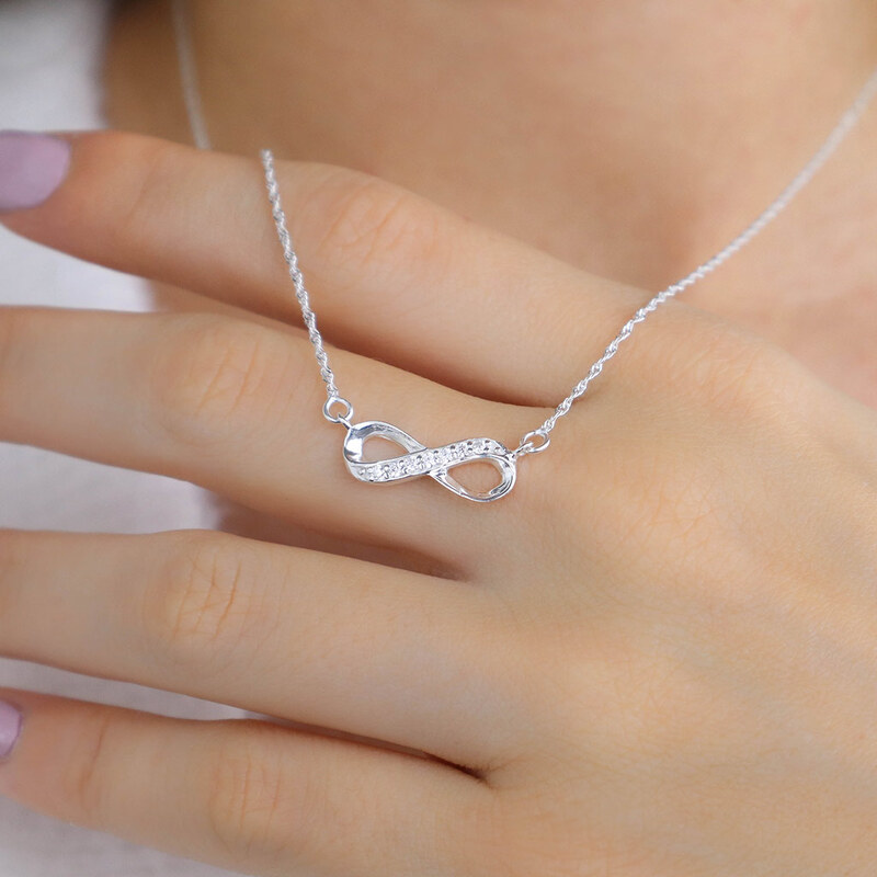 Dámský stříbrný náhrdelník JADE