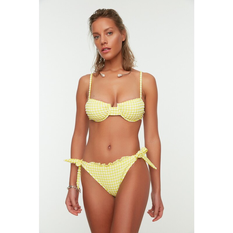 Trendyol Yellow Gingham Textured Ruffle Regular Bikini Bottom