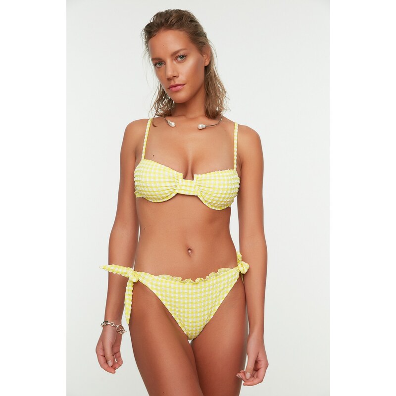 Trendyol Yellow Gingham Textured Ruffle Regular Bikini Bottom