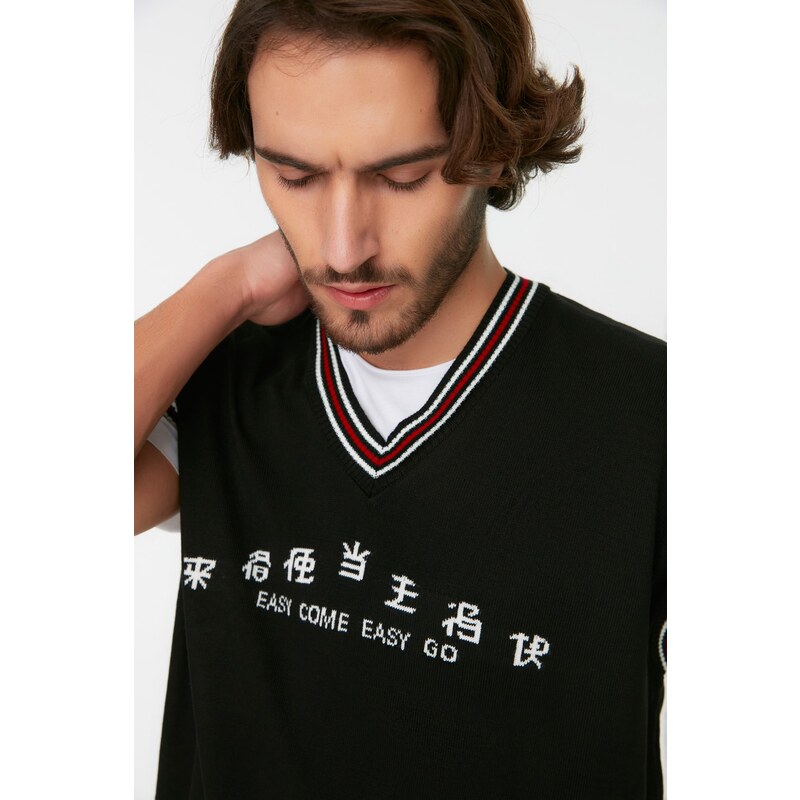 Trendyol Black Regular Fit V Neck Letter Detailed Knitwear Sweater