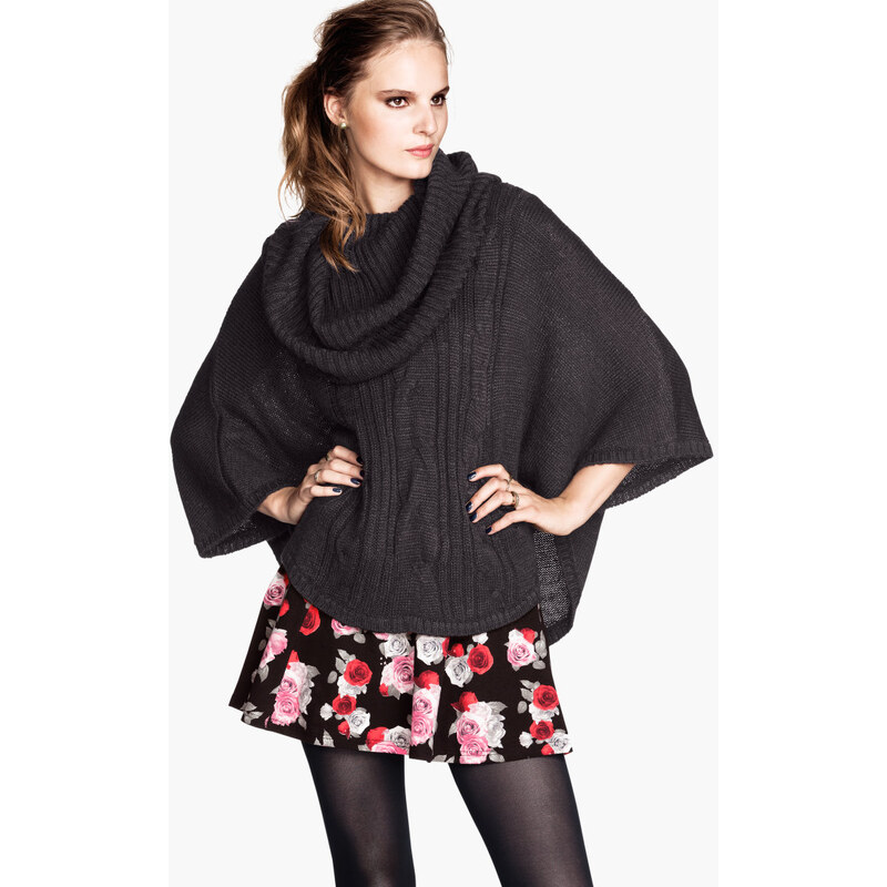 H&M Knitted poncho