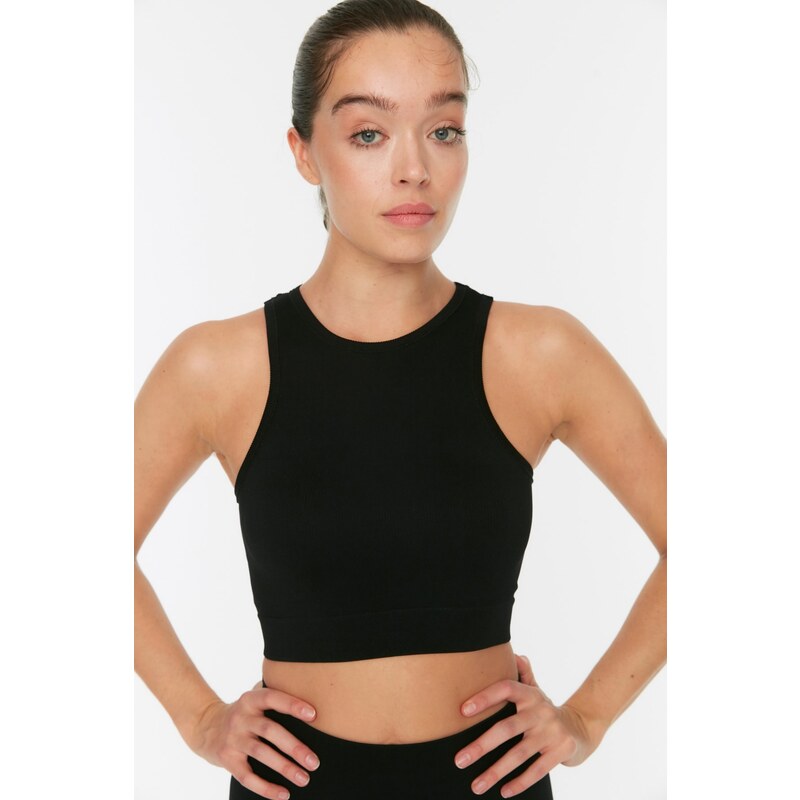 Trendyol Black Seamless/Seamless Lightly Supported/Shaping Knitted Sports Bra