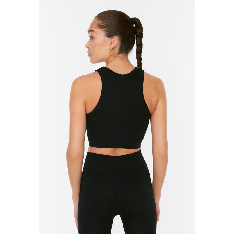 Trendyol Black Seamless/Seamless Lightly Supported/Shaping Knitted Sports Bra