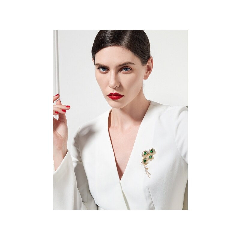 Éternelle Luxusní brož Swarovski Elements Celine - květina