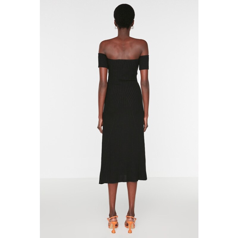 Trendyol Black Midi Knitwear Carmen Collar Dress