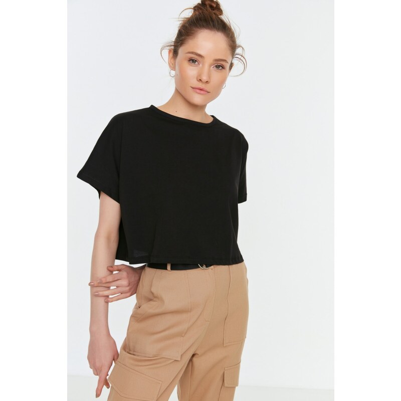 Trendyol Black 100% Cotton Relaxed/Wide, Comfortable Cut Crop Crew Neck Knitted T-Shirt