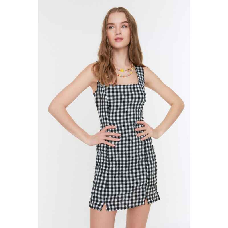 Trendyol Black Gingham Super Mini tkané šaty