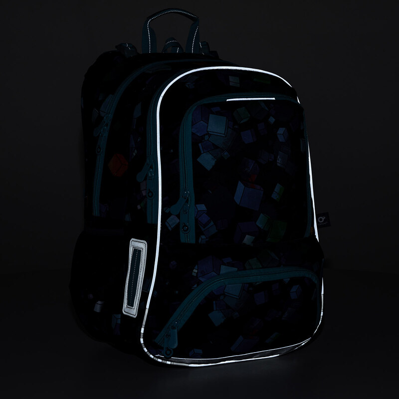 Školní batoh s krychličkami NIKI 22022