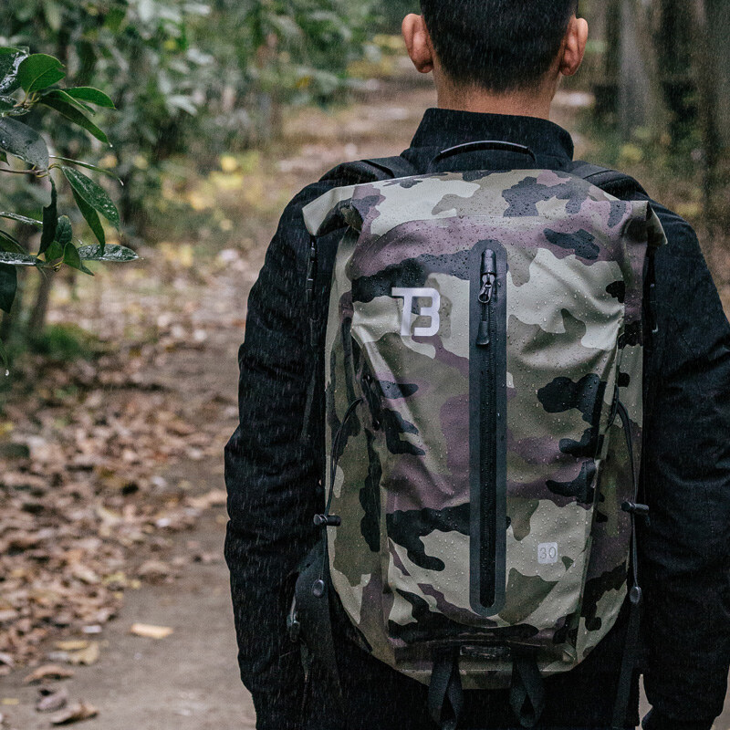 Sportovní batoh TopBags Discoverer Army 30 l