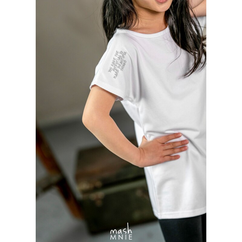 Dívčí triko s výstřihem na zádech černé | MashMNIE