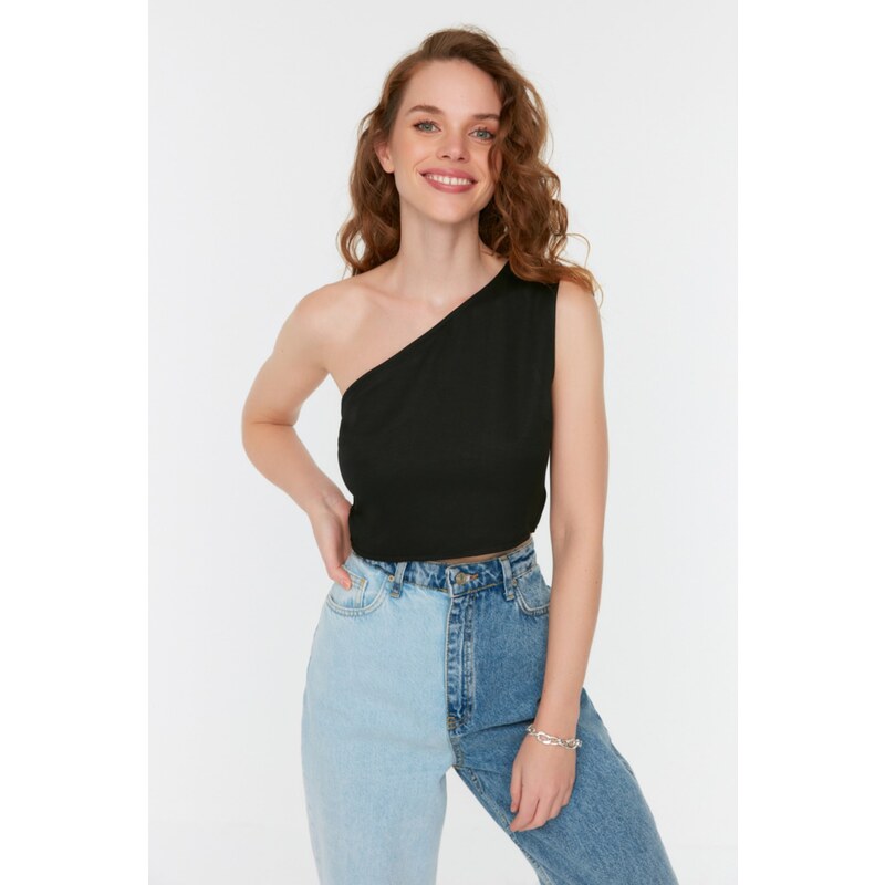 Trendyol Blouse - Schwarz - Fitted