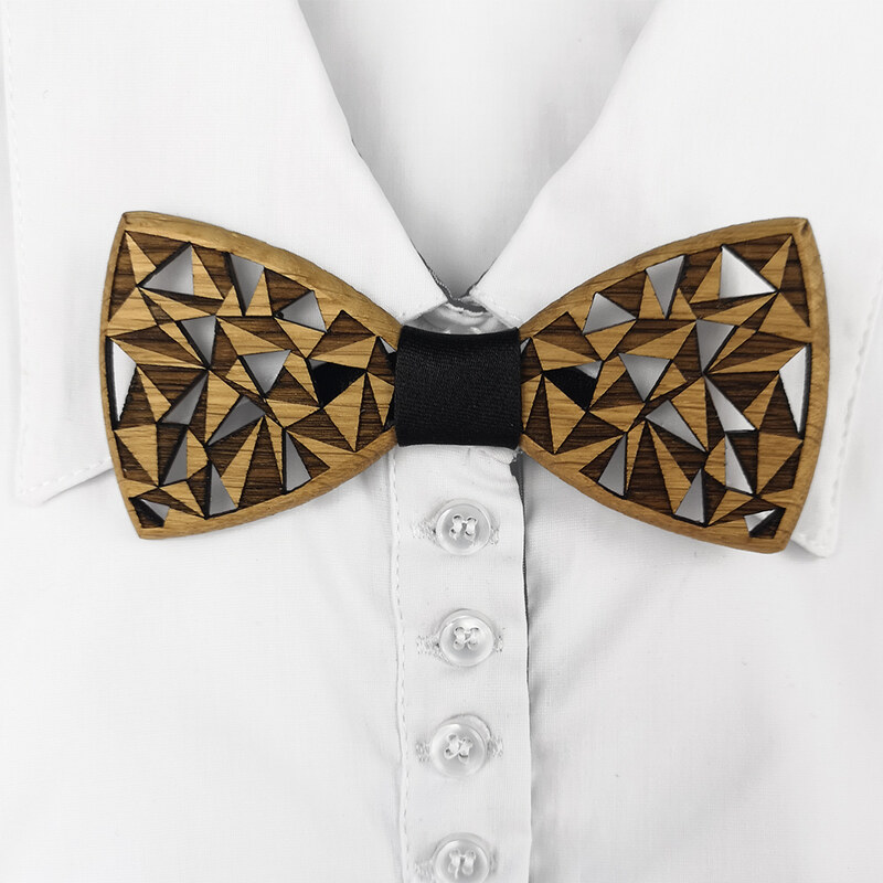 AMADEA Dřevěný motýlek k obleku - motiv trojúhelníčků 11 cm, český výrobek