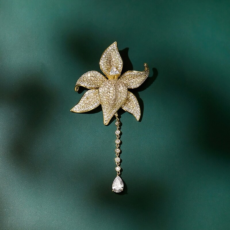 Éternelle Luxusní brož Swarovski Elements Claire - květina 65862628
