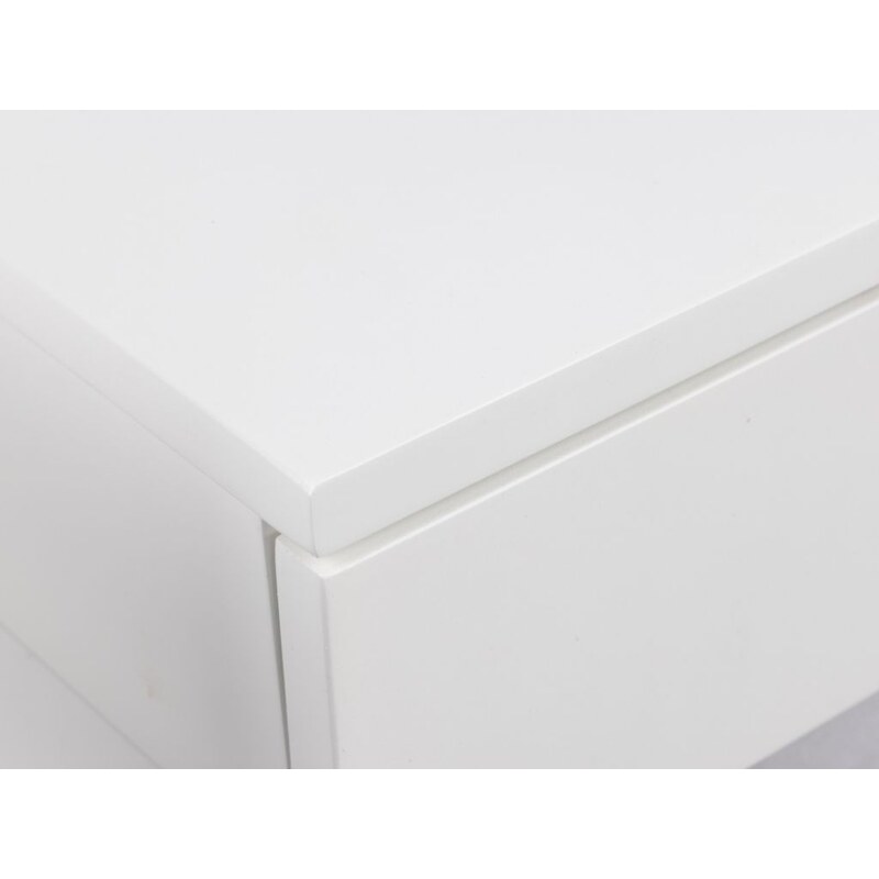 Scandi Bílý lakovaný noční stolek Alison 40 x 32 cm