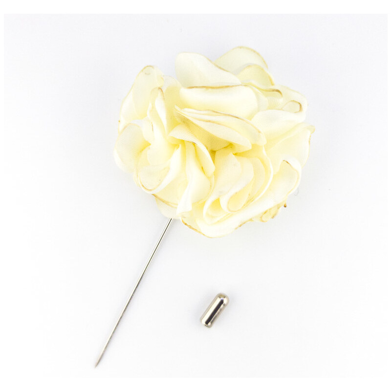 Obleč oblek Vanilkově bílá květinová brož do klopy
