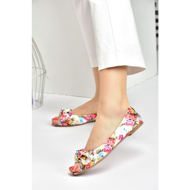 Fox Shoes White/red Linen Women's Flats with Floral Print