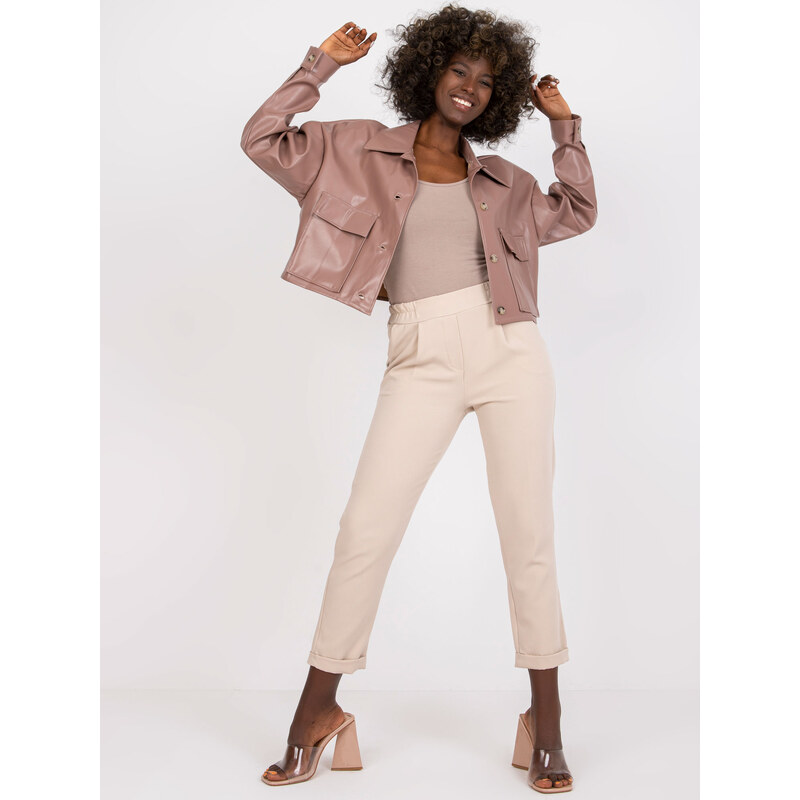 Fashionhunters Prašně růžová přechodná bunda z imitace kůže Dorine