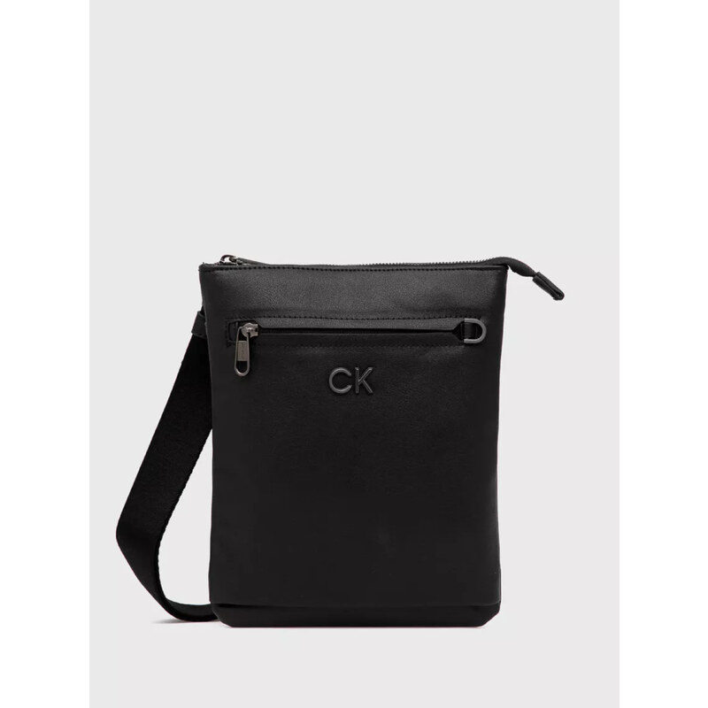 Calvin Klein pánská černá crossbody taška