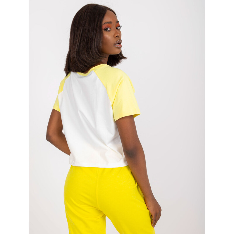 Fashionhunters Bílé a žluté tričko s bavlněným potiskem