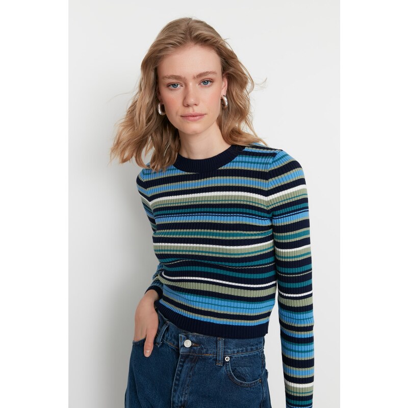 Trendyol Navy Blue Crop Knitwear Sweater