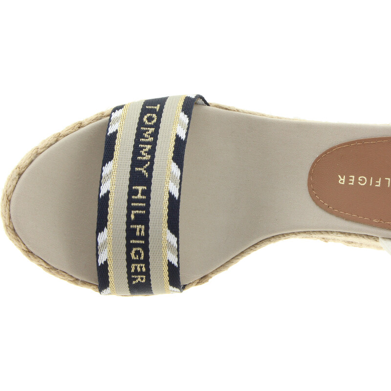 TOMMY HILFIGER Dámské béžové sandálky na klínu FW0FW06295-YBL-855