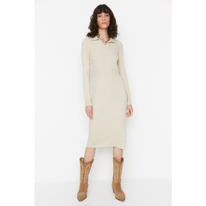 Trendyol Beige Beige Midi pletené šaty s rolákem