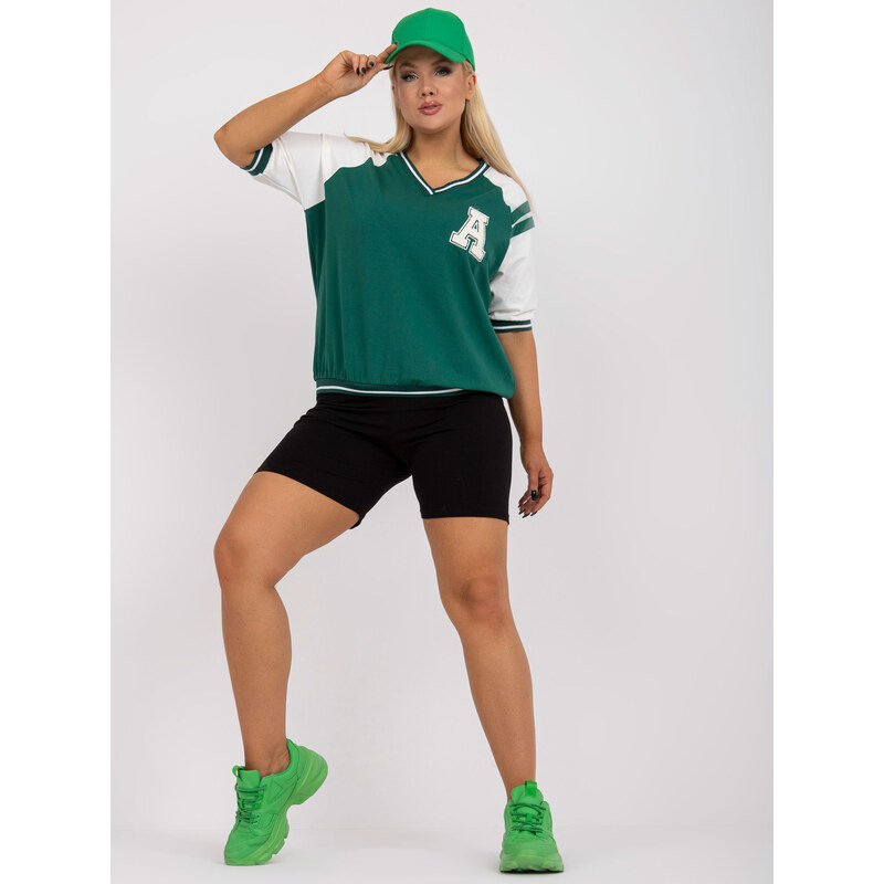 Fashionhunters Bílá a tmavě zelená halenka plus size ve sportovním stylu
