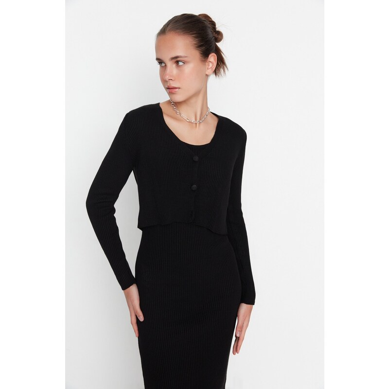 Trendyol Černá černá vypasovaná midi pletenina Cardigan Dress Suit