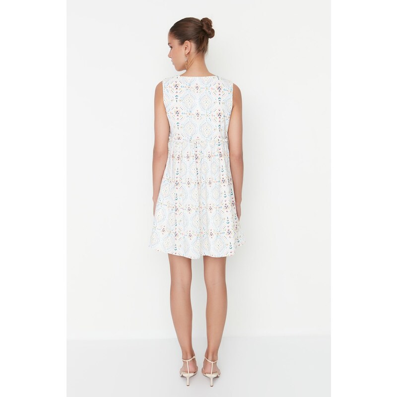 Trendyol Dress - Weiß - Basic