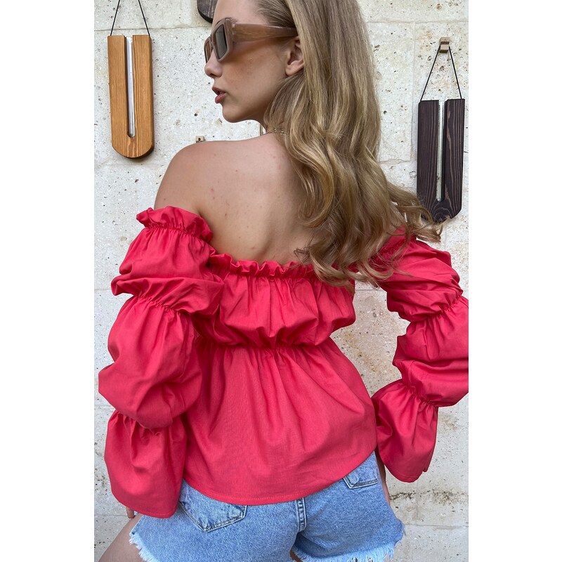 Trend Alaçatı Stili Women's Coral Madonna Collar Front Gathered And Elastic Knitted Blouse