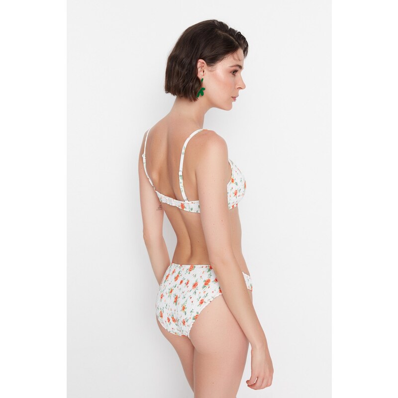 Trendyol Crispy Floral Patterned Gype Low Waist Bikini Bottom